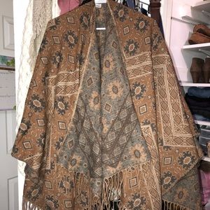 NWT Aztec shawl